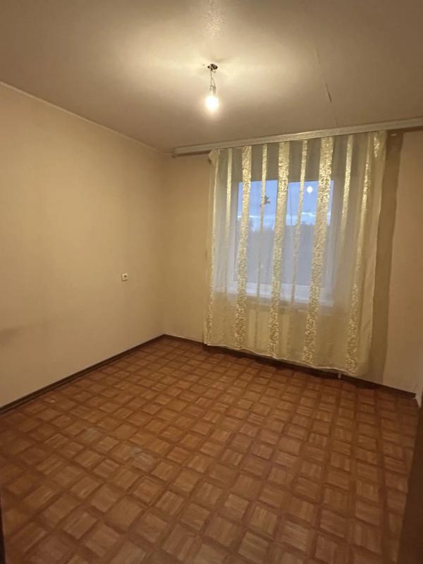 Продам 3 км квартиру 3/9 эт ОЗТП ост Поликлиника - 