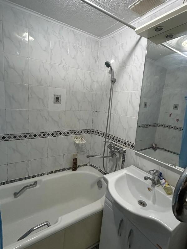 Продам 3 км квартиру 3/9 эт ОЗТП ост Поликлиника - 