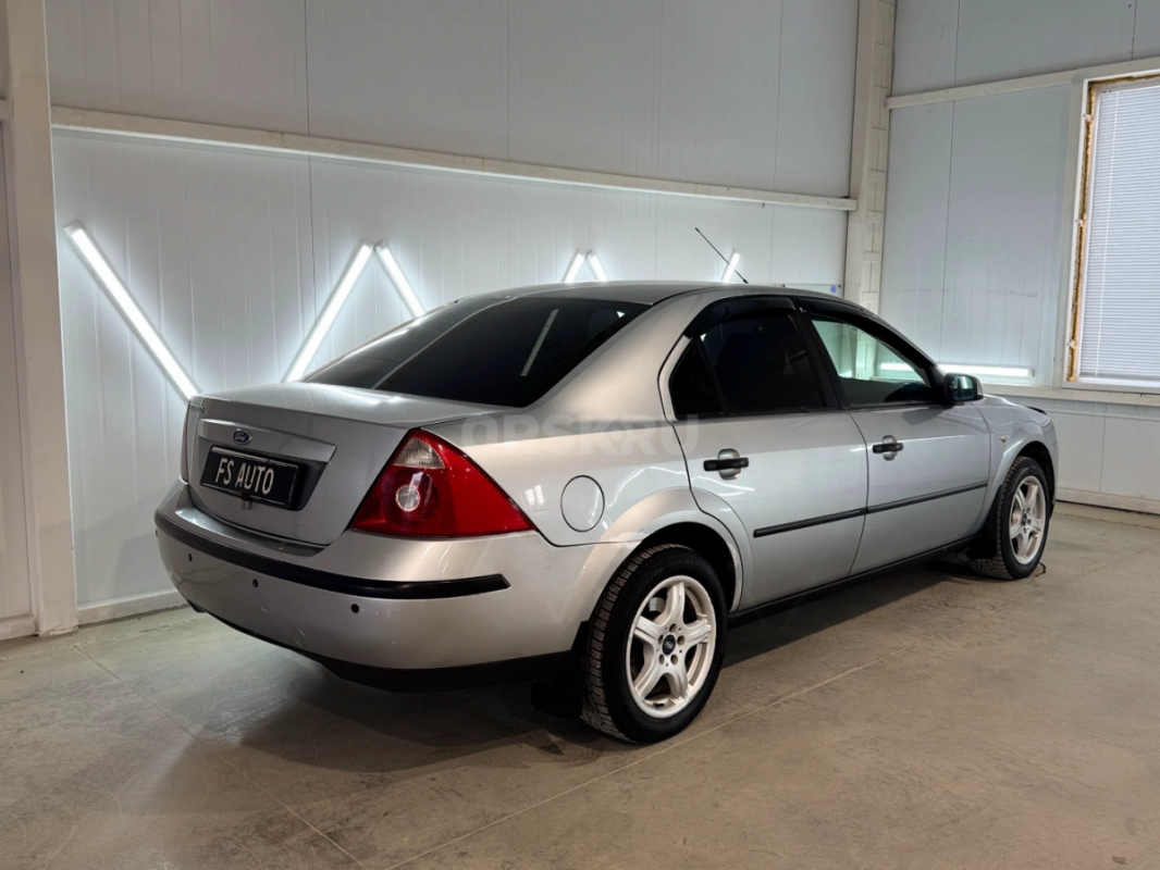 В продаже Ford Mondeo 2004 года,в хорошем техническом и внешнем состоянии. - Орск