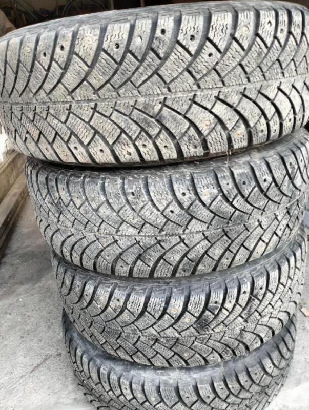 Продам комплект резины 215/65 R-16. - Орск