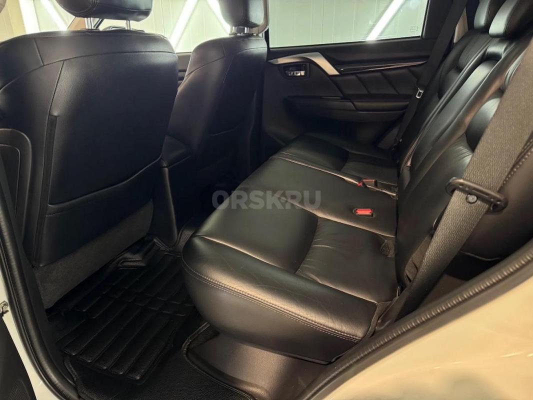 В продаже MITSUBISHI PAJERO SPORT, 2016 года выпуска. - Орск