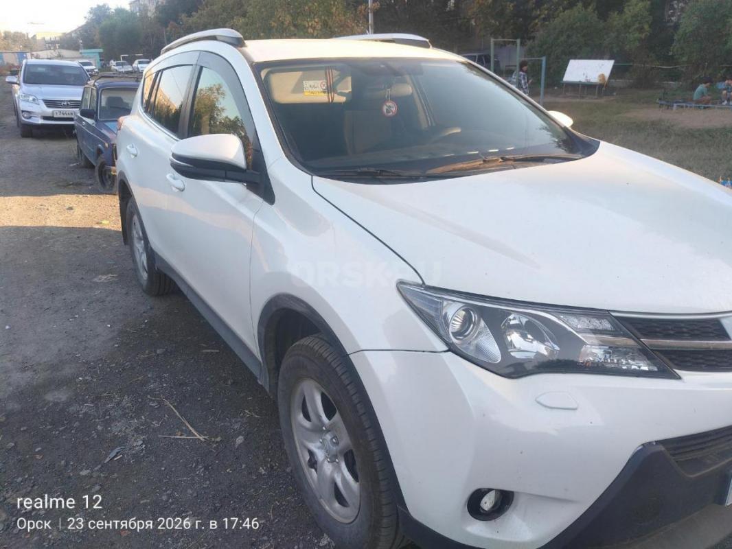 Продам Тойоту раф 4 2014г. - Орск