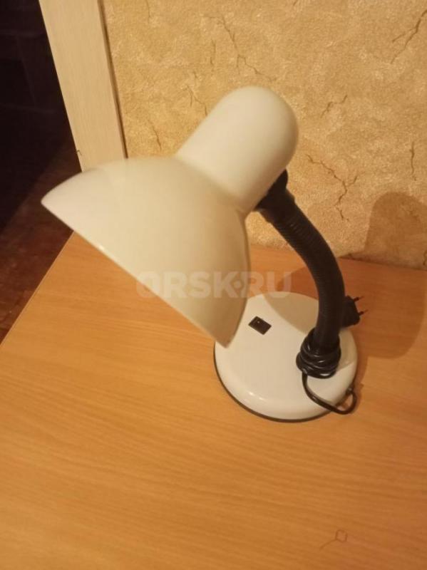 Продам лампу настольную - Орск