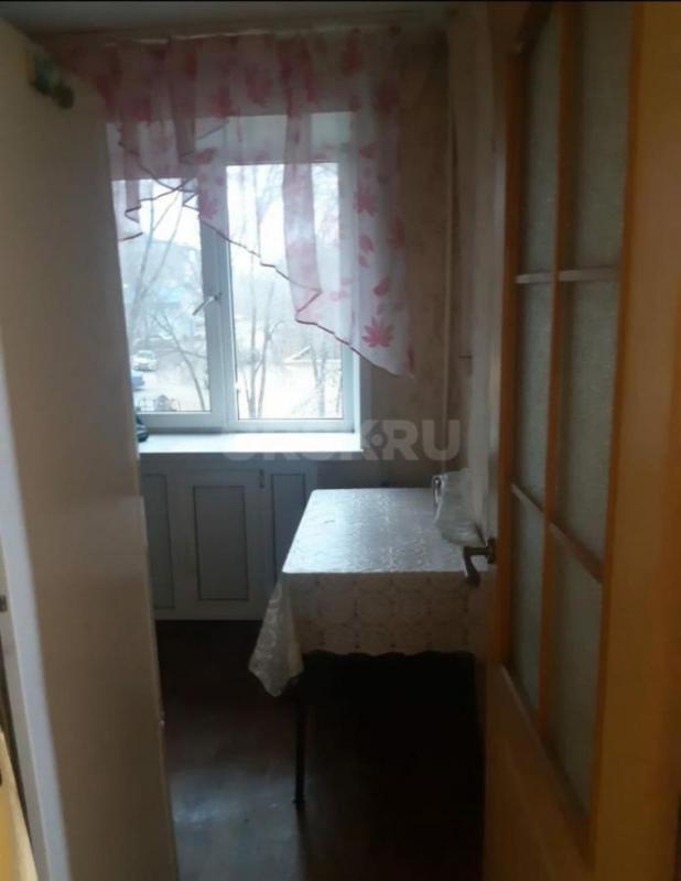Продаю свою квартиру в центре города,3 комнаты и общей площадью 57 квадратов, 2 этаж пятиэтажного до - Орск