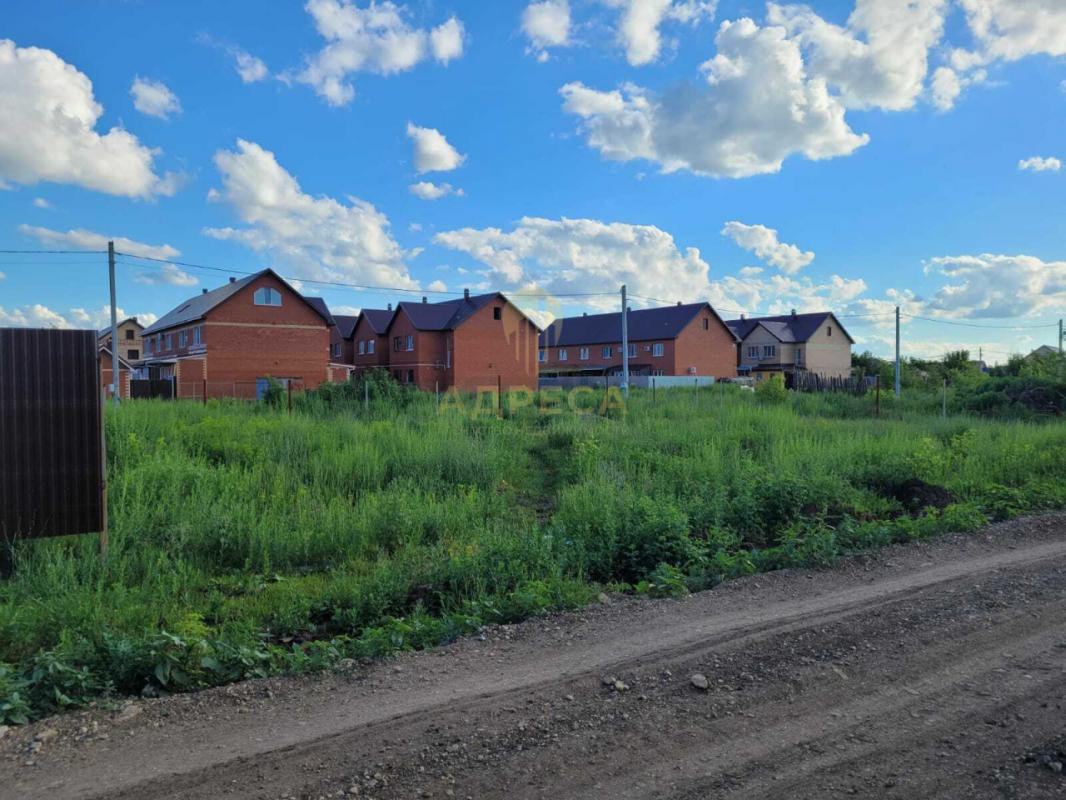 В продаже земельный участок в п. - Весенний