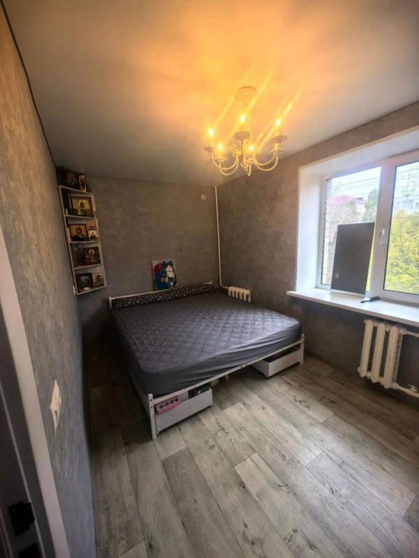 Продается 3-к квартира по ул. - Орск
