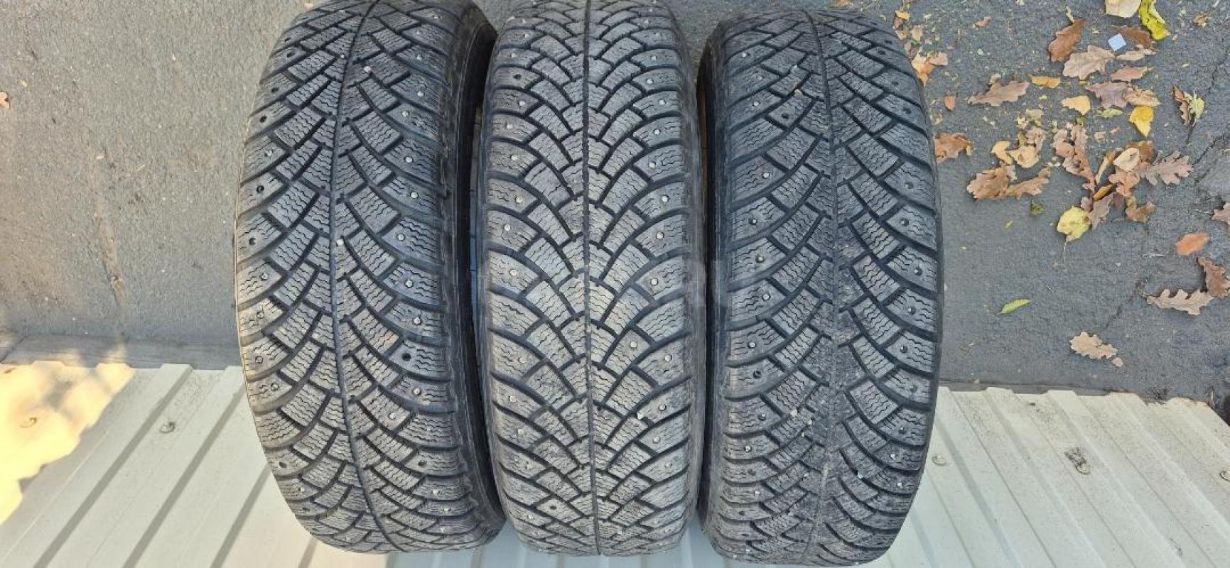 Продам зимнию резину BF Goodrich 185 65 r15 В хорошем состоянии 5т.р. торг. 3шт - Орск