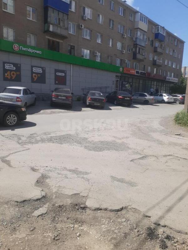 Сдается в аренду помещение872 кв/м.+подвал637 кв/м. - Орск