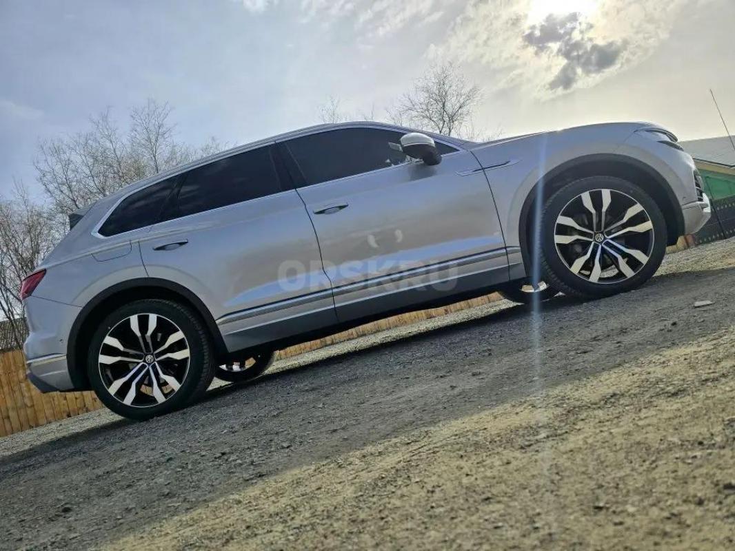 VOLKSWAGEN TOUAREG в Полной Комплектации = Автомобиль Дилерский - АБСОЛЮТНО в ИДЕАЛЬНОМ Состоянии - - Орск