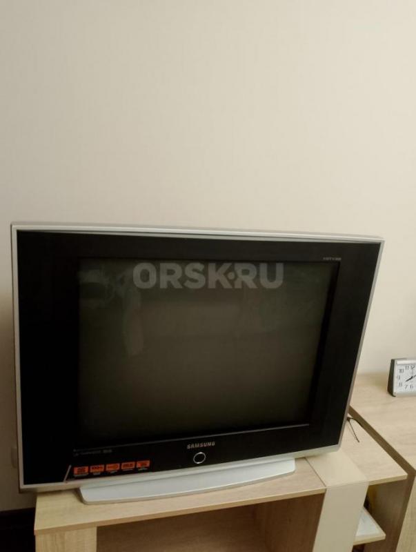 Продам телевизор SAMSUNG в рабочем состоянии цена 3000 рублей. - Орск