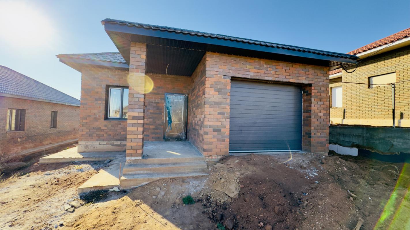 🏡 Нoвый киpпичный дом c гаражем (136 м&sup2;) в прoдаже! - Соловьевка