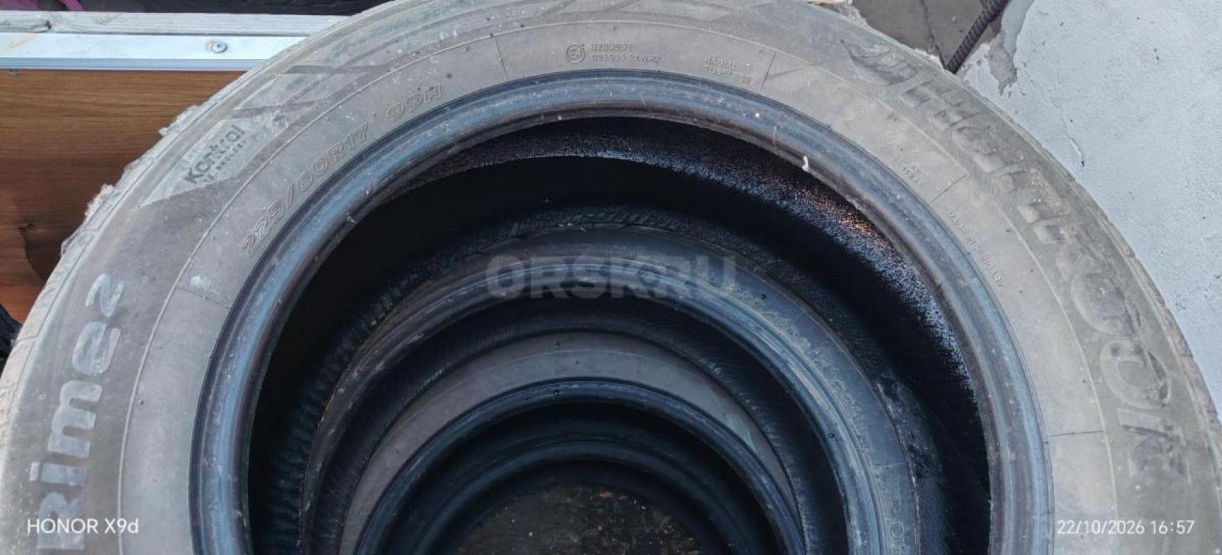 Продам  б/у комплект летней резины 225/65 r17 hankook. - Орск