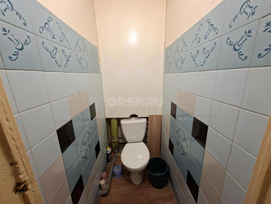 Продаётся уютная, светлая 2 ком. - Орск