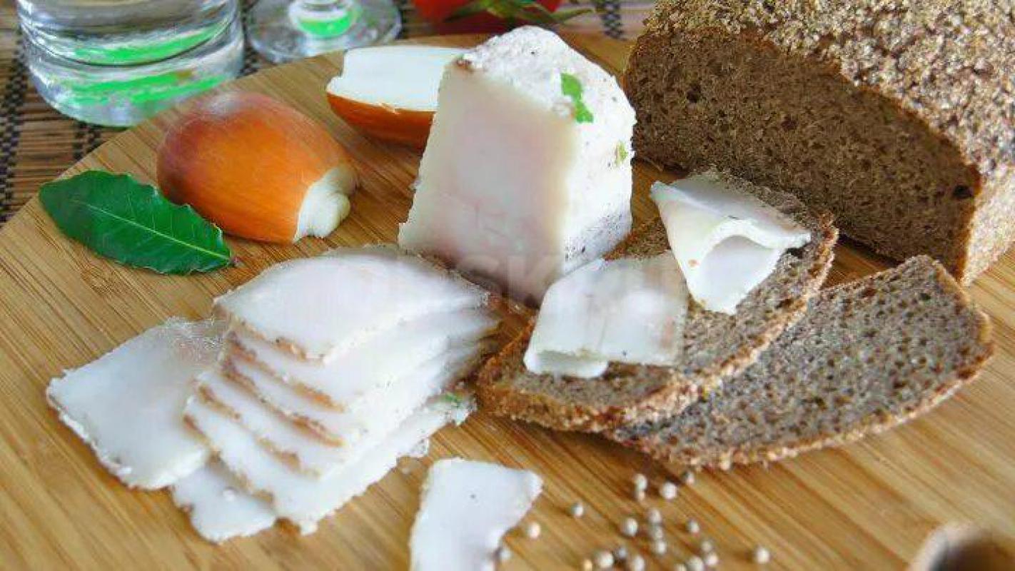 Сало солёное, очень вкусное, домашнее. - Орск