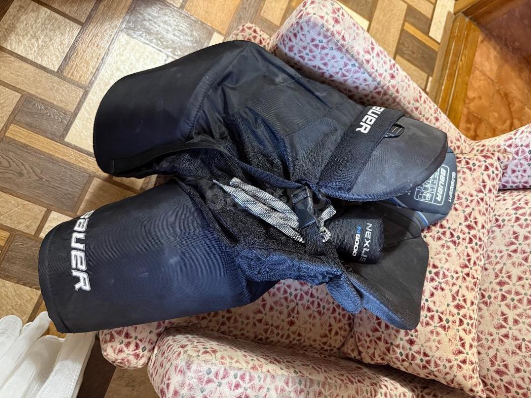 Продам хоккейные шорты Bauer - Орск