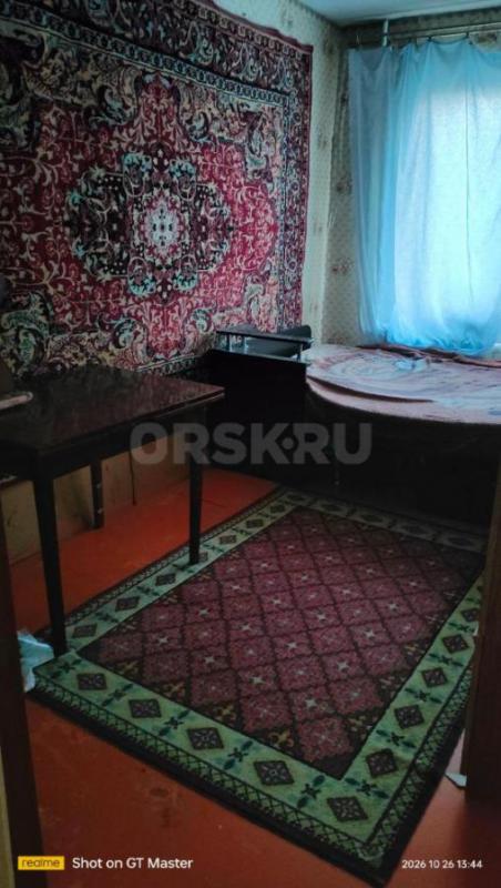 Сдам 4х комнатную квартиру, в 5 этажном доме, 2 этаж. - Орск
