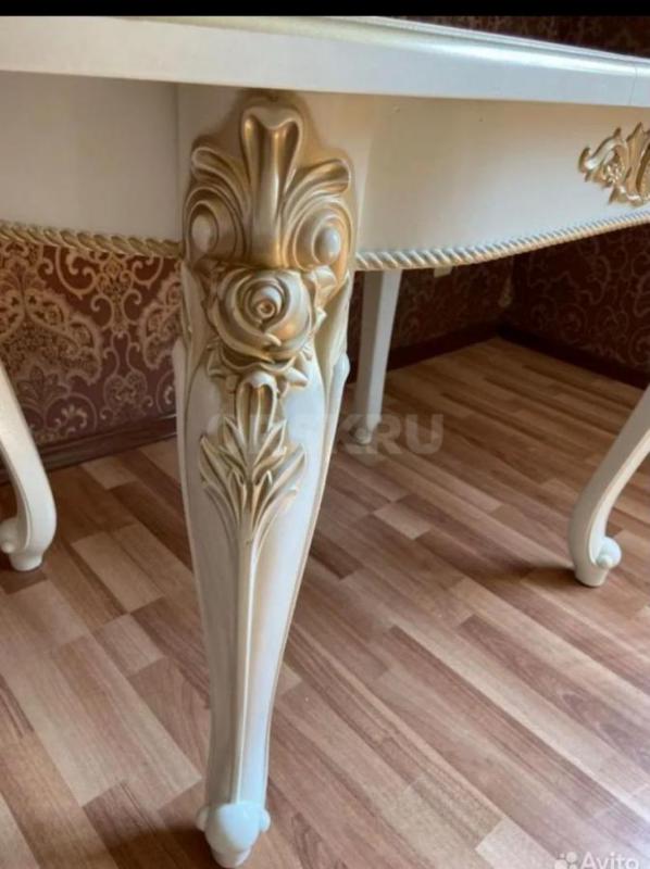 Продам Стол Версаче в Красивом исполнение. - Орск