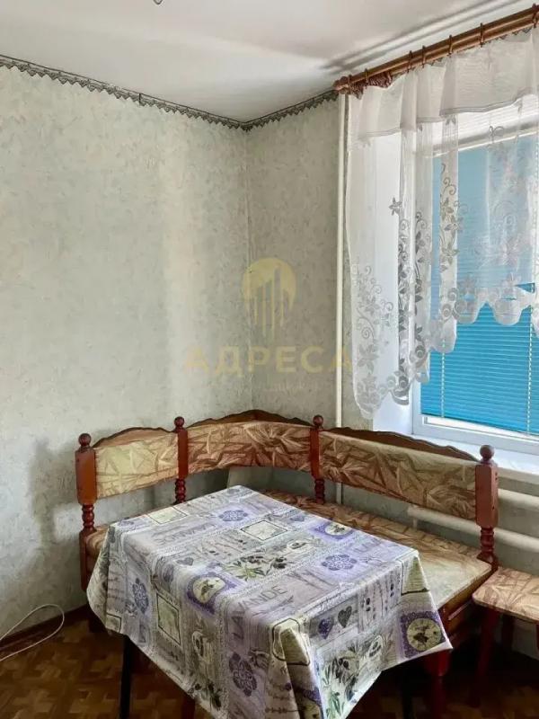 Продается просторная ,светлая однокомнатная квартира. - Оренбург