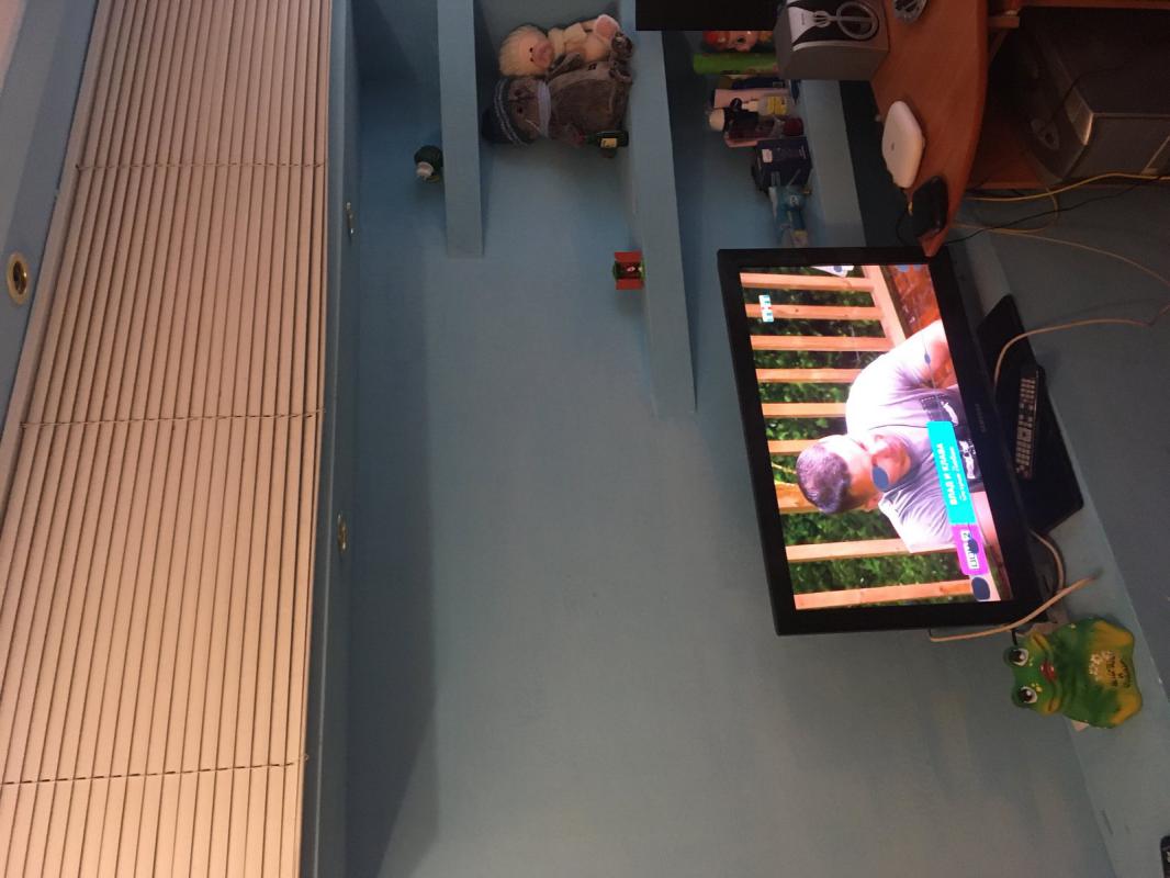 Сдаеться 1 комнатная квартира на остановке железнодорожная 83 на 3 этаже. - Новотроицк