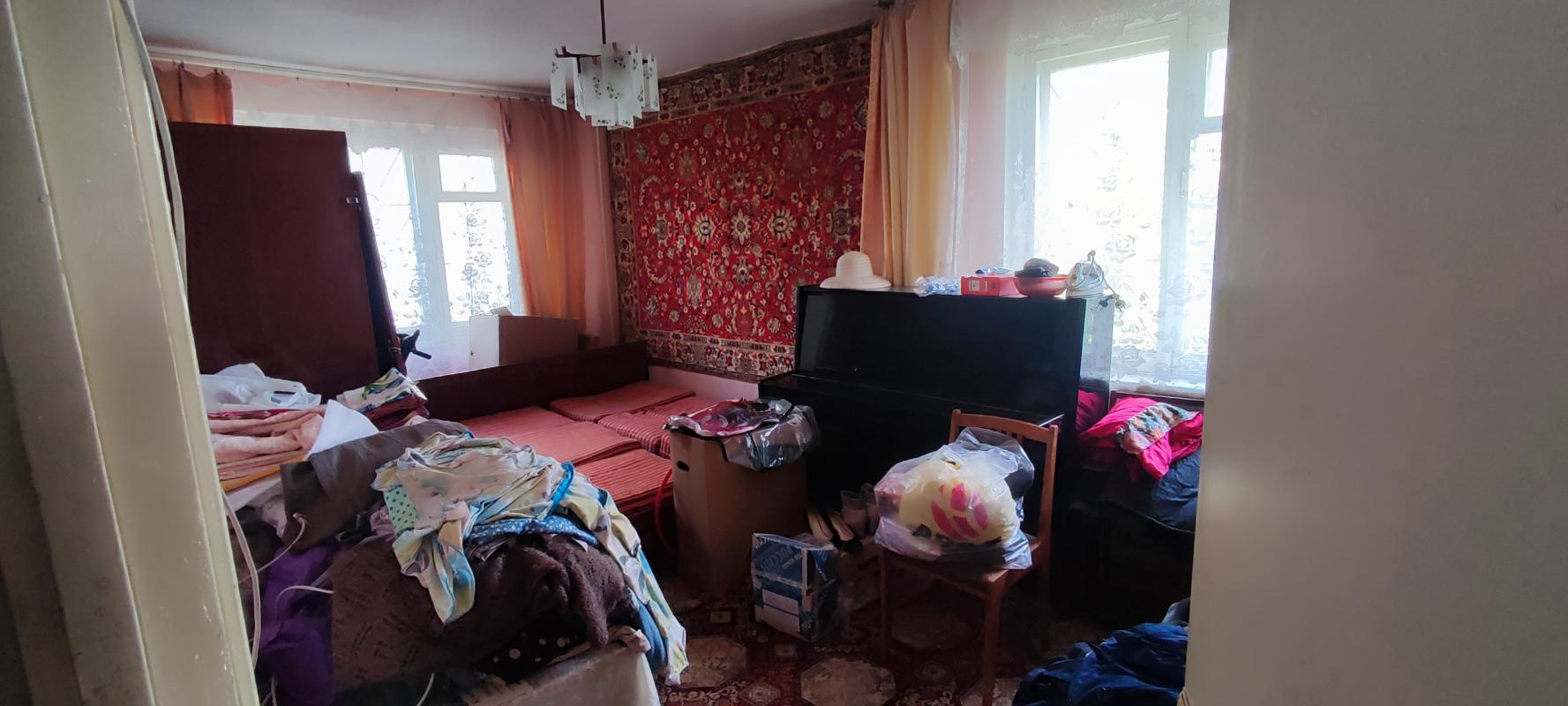 Продам 3-комнатную квартиру, в народе сорокопятка, 61кв., 1 этаж- высокий, ходы раздельные, входная - Новотроицк