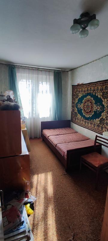 Продам 3-комнатную квартиру, в народе сорокопятка, 61кв., 1 этаж- высокий, ходы раздельные, входная - Новотроицк