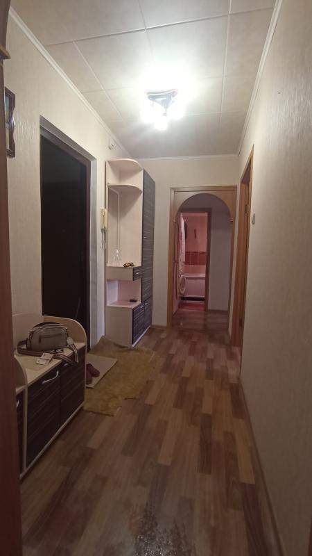 Продам 2 ком квартиру в центре города на 4 этаже 9этажного дома. - Новотроицк