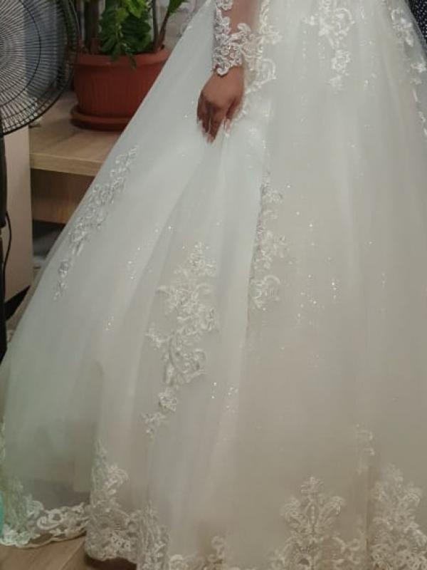 Продаётся роскошное свадебное платье, королевской коллекции раз. 54-56, так же платье для мамы невес - Новотроицк