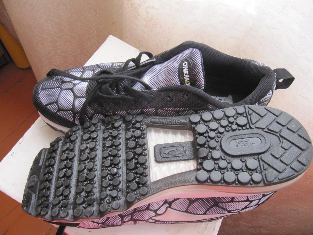 Продам кроссовки ONEMIX мужские, размер 46 (длина стельки 30 см), стелька ЭВА (каучук), цена 2300 - Новотроицк