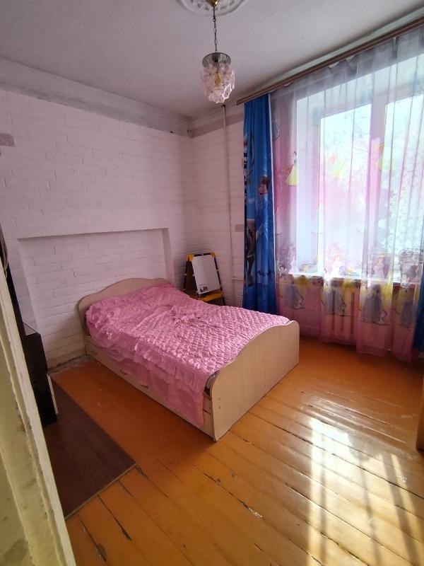 Предлагаем вашему вниманию теплую и светлую 4-комнатную квартиру в доме с капитальным ремонтом по ул - Новотроицк