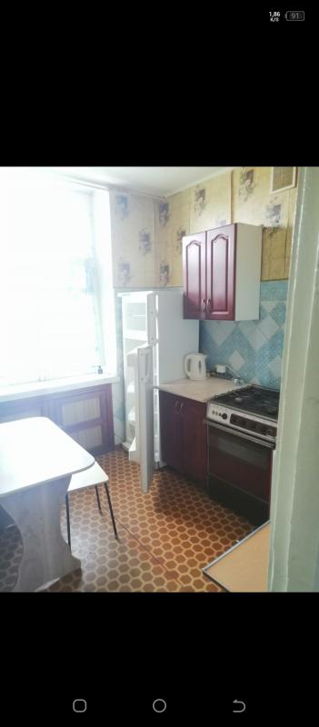 Продам двухкомнатную квартиру, старого типа, расположенную на 4 этаже, в 4 этажном жилом многокварти - Новотроицк
