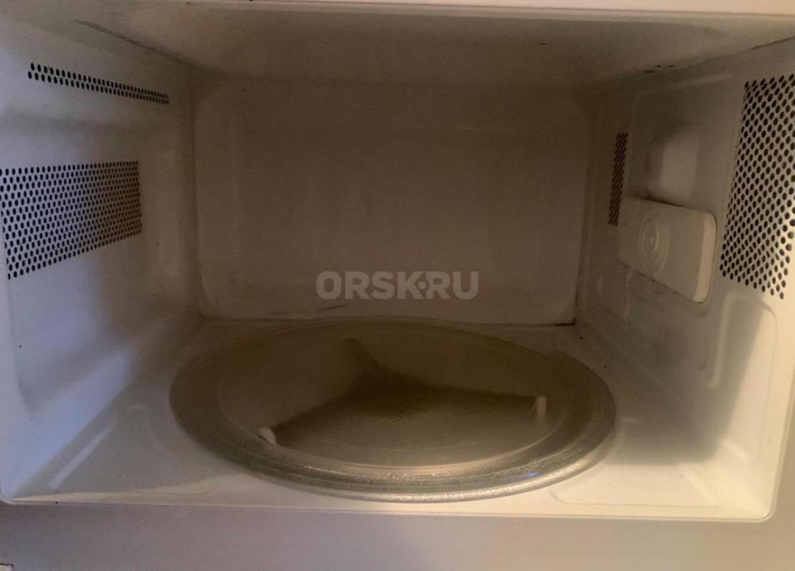 Микроволновая печь LG в хорошем рабочем состоянии - Орск
