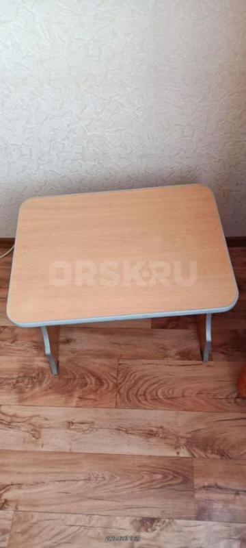Детский столик, изготовлен на заказ (миниатюрная копия взрослого обеденного стола), можно в качестве - Орск