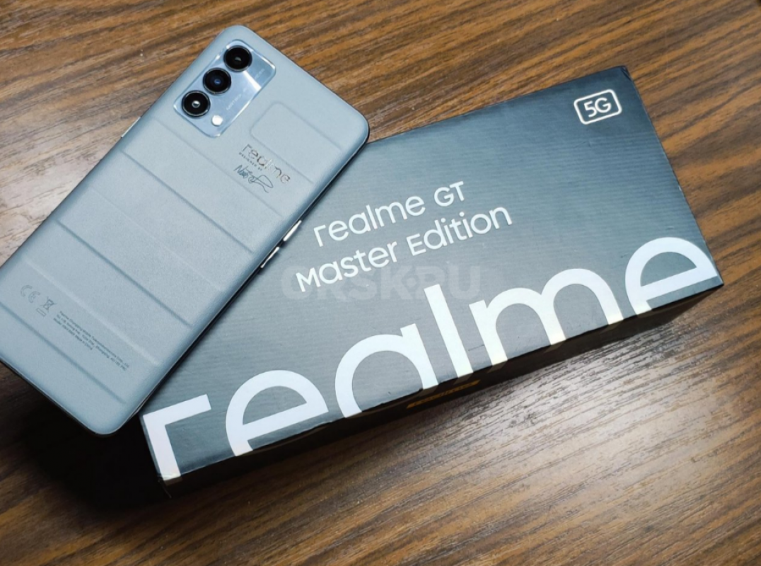 Продаю свой телефон REALME GT MASTER EDITION 6 ГБ+4 ГБ/128
Мощный процессор - Qualcomm Snapdragon 7 - Орск
