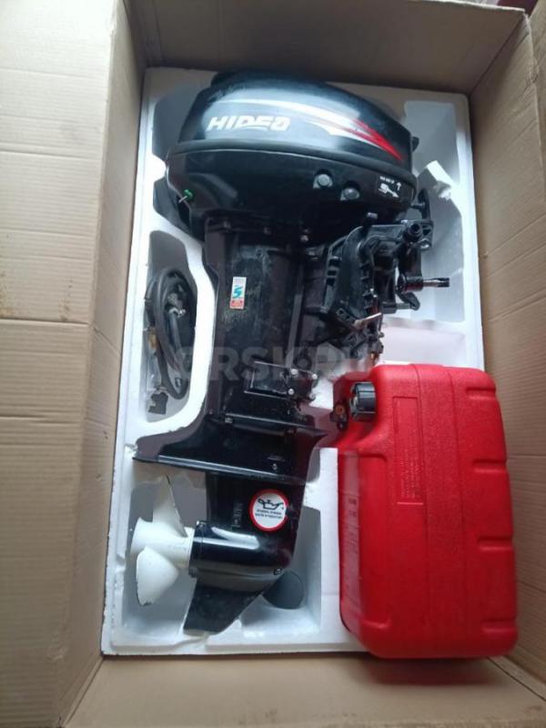 Продам лодочный мотор Hidea 9,9 (15) л.с., объём 250 см. - Орск