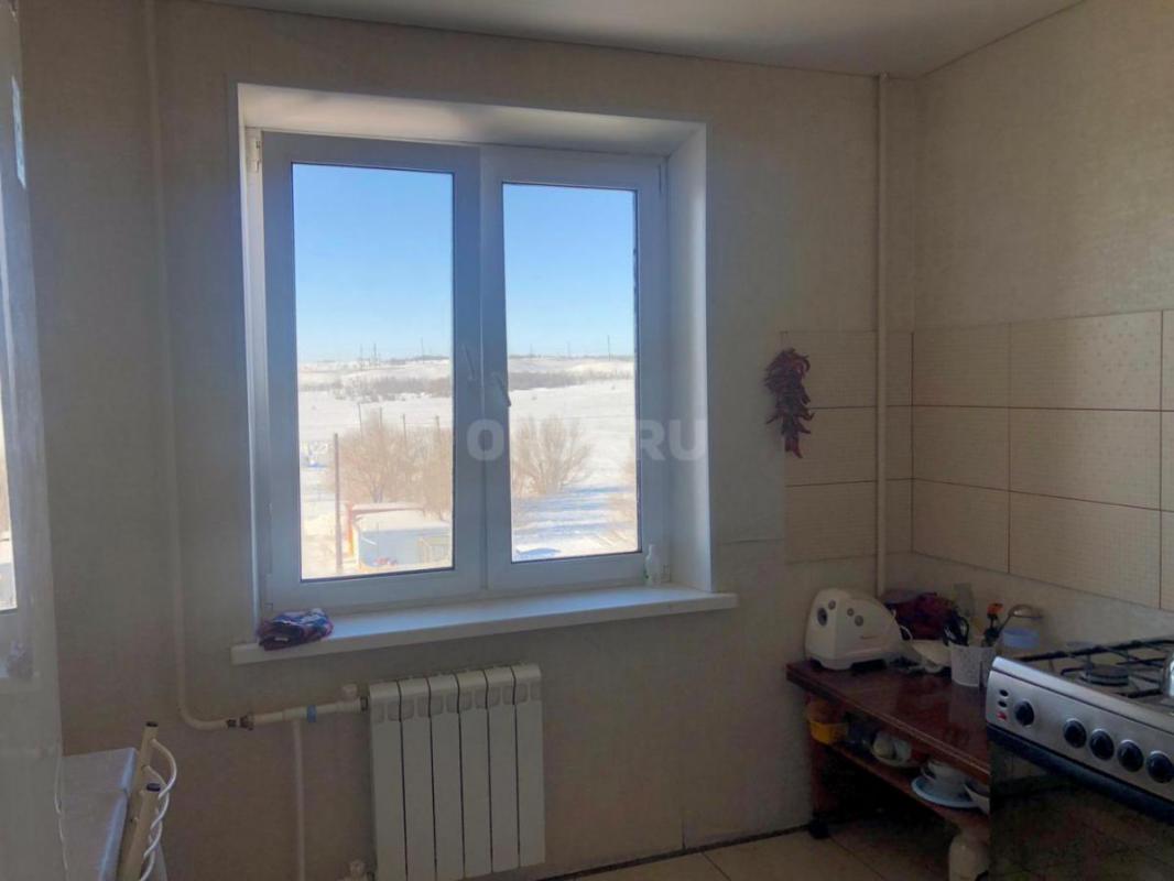 Продам двухкомнатную квартиру улучшенной планировки по улице Ялтинская 92. - Орск