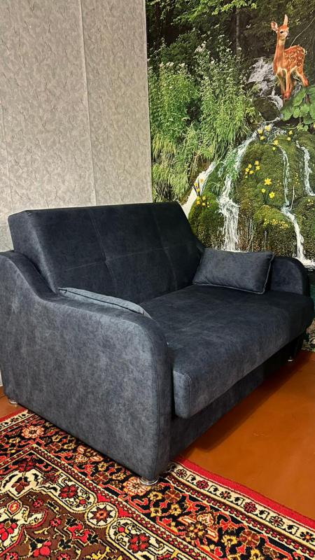 Продам небольшой раскладной диван,новый,в связи с переездом - Новотроицк
