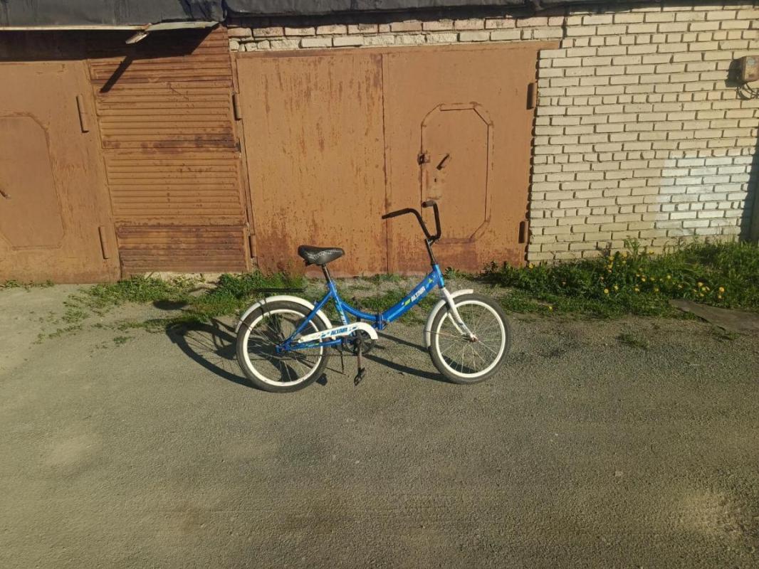 Продам два велосипеда один складной 4000 второй 3500 торг - Орск