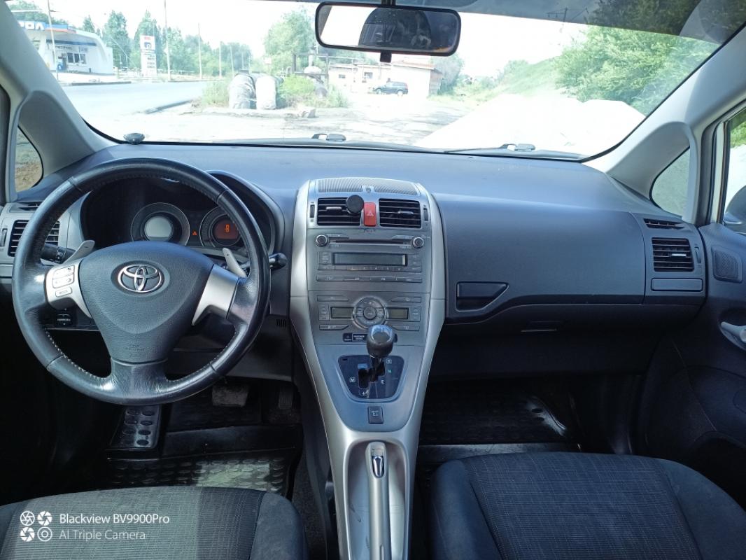 Продается Toyota Auris, 2008 год

Двигатель 1,6

Гур,

4 стeклoподъёмникa,

2-х зонный климaт,

обог - Новотроицк