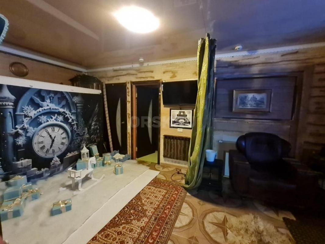 Продам нежилое помещение(бывшая 3-х комнатная квартира улучшенной планировки) оборудованную под уютн - Орск