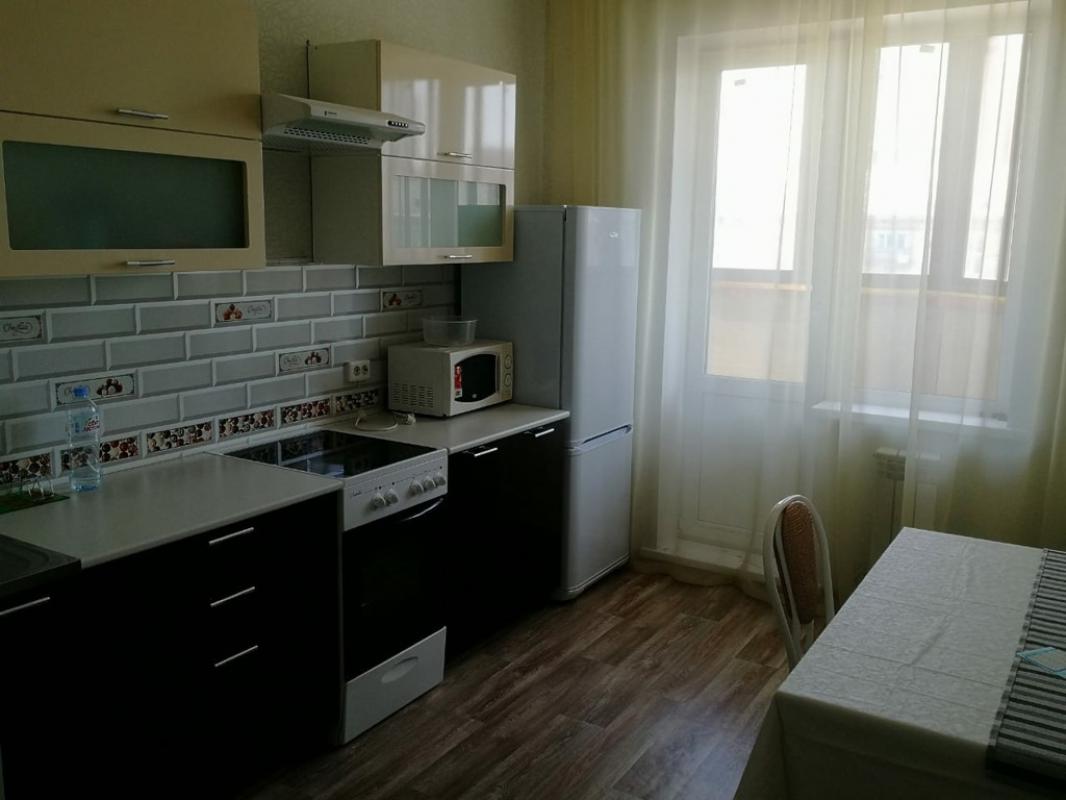 Предлагаем вам уютную комнату для сдачи в аренду, идеально подходящую для комфортного проживания одн - Новотроицк