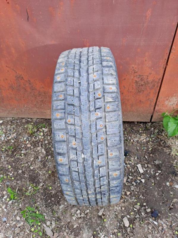 Продам комплект зимних шин Dunlop Winter Ice, 225/65 R17, шипов 30-40%, без порезов, грыж и т. - Орск