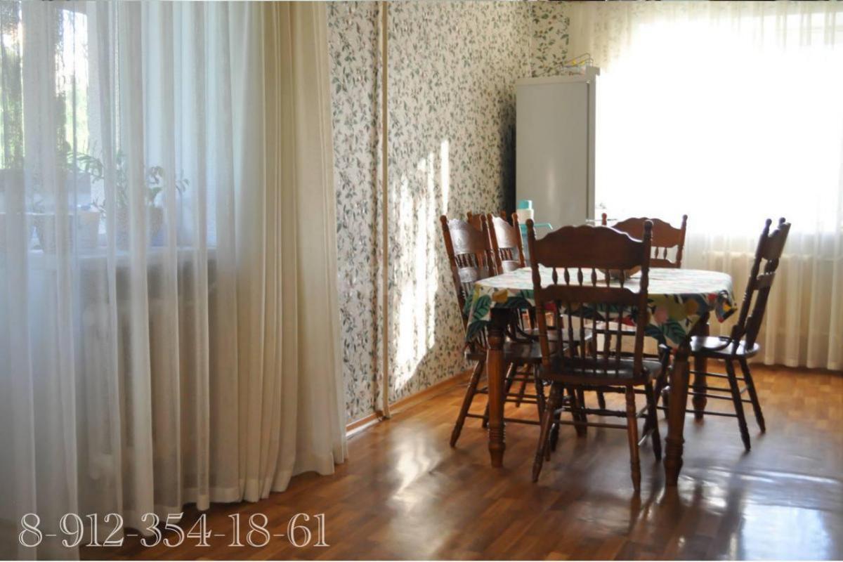 Продаётся тёплая уютная 4х комнатная квартира в центре города, 102 кв. - Орск
