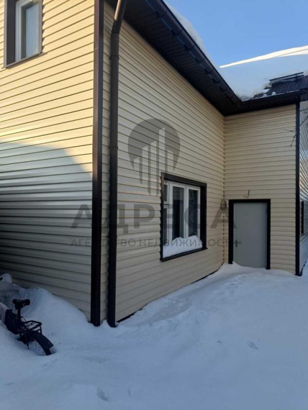Предлагается к приобретению уютный дом площадью 100 квадратных метров с черновой отделкой. - Оренбург