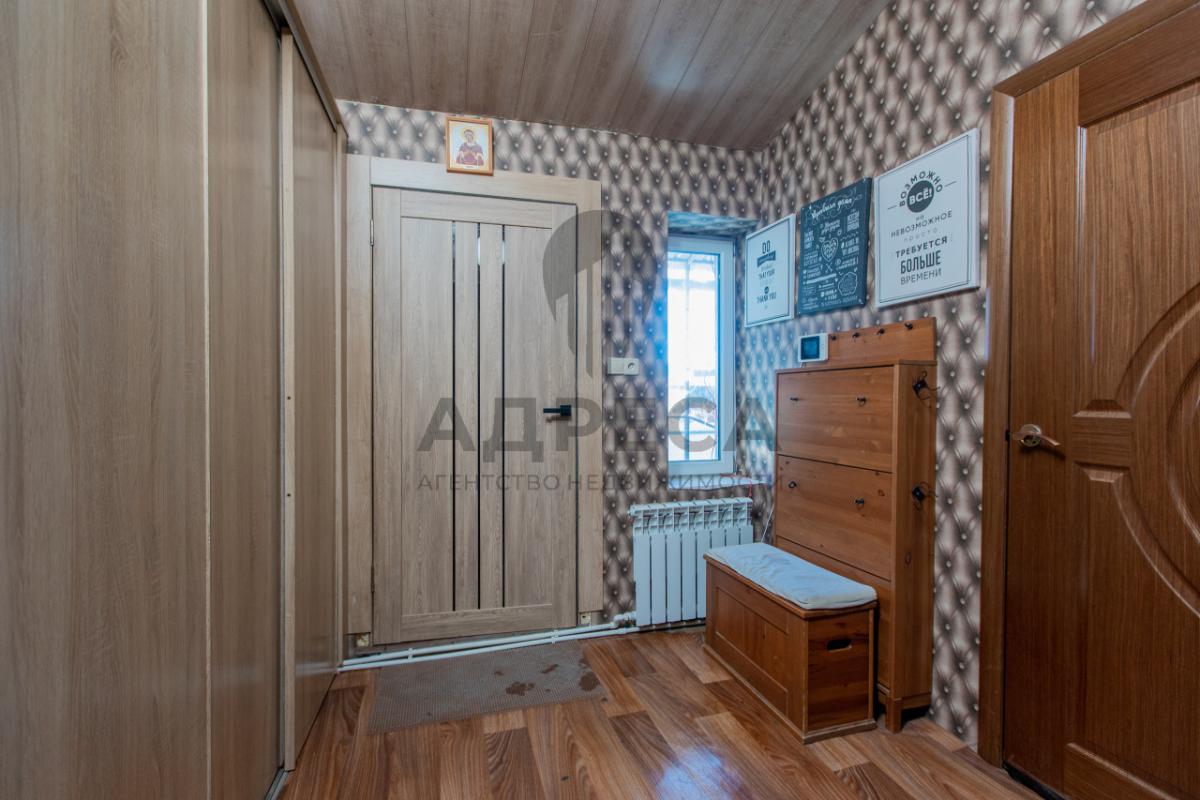 Продается дом с мансардой и цокольным этажом общей площадью  211, 9 кв . - Оренбург