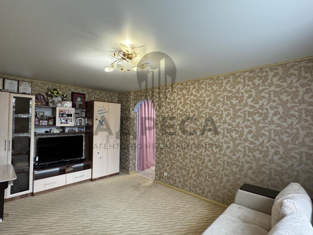 Продается шикарная полностью мебелированая 2-х комнатная квартира в новом доме. - Оренбург