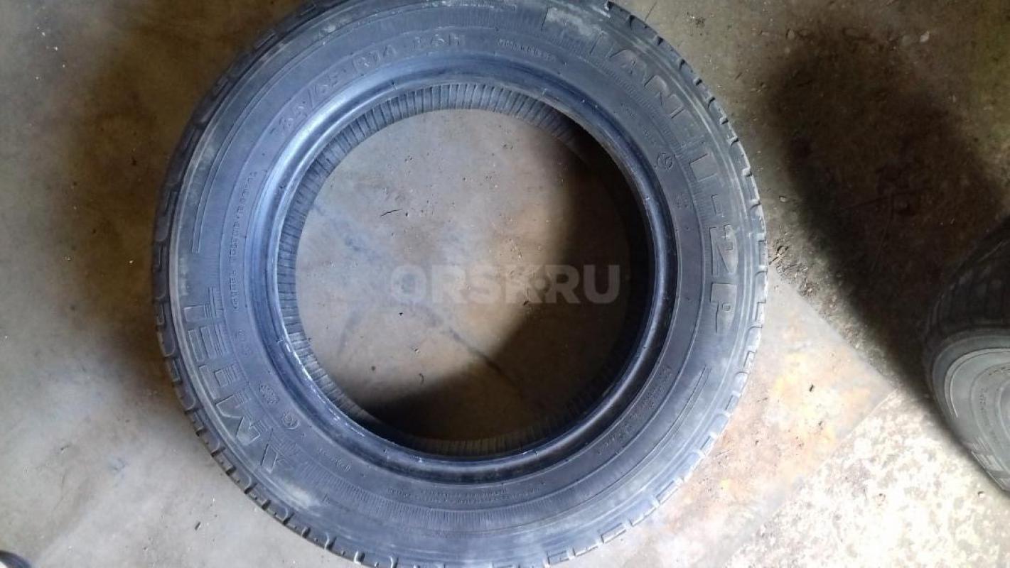 Продам шины б/у  
R13: 165/80 82S Я-515А , 175/70 82Т Firestone F560,   175/70 82Q Amtel Nord Maste - Орск