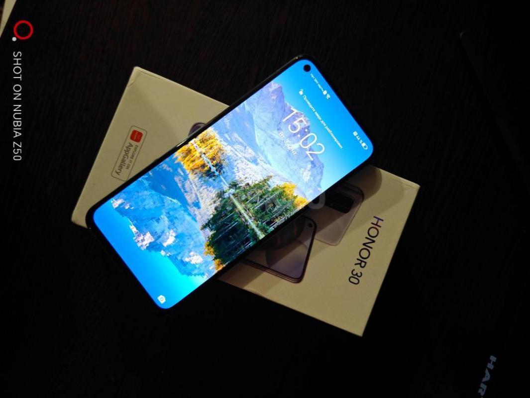 Продам HONOR 30 8/128, цвет изумруд, в хорошем состоянии. - Новотроицк