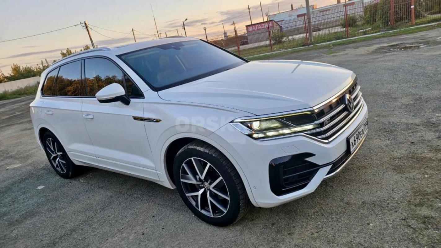 VOLKSWAGEN TOUAREG R-Line = Автомобиль Дилерский - АБСОЛЮТНО в НОВОМ Состоянии - ПОЛНОСТЬЮ СЕРВИСНАЯ - Орск