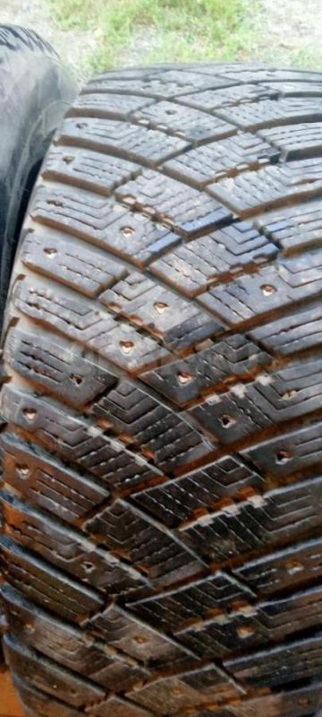 Goodyear UltraGrip Ice Arctic 205/55 R16 б/у шины, производитель Польша, год выпуска 2013г. - Орск