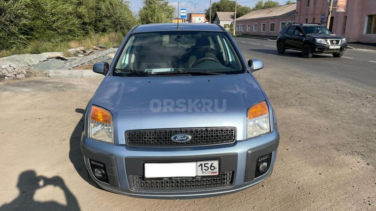 Продается Ford Fusion 2006 года
Без ДТП
Комплектация :
- Электростеклоподъёмники.
- Аудио систем - Новотроицк